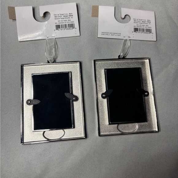 🎄❤️🎄 NEW 2024 Christmas Photo Frame Ornaments NWT 1 5/8” x 2 7/16” Wondershop - Picture 3 of 3